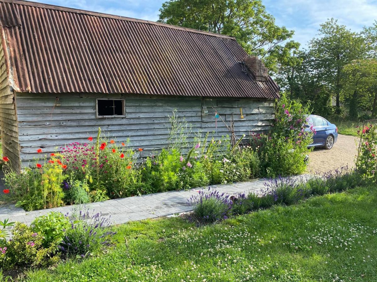 High Cogges Farm Holiday Cottages Уитни Екстериор снимка
